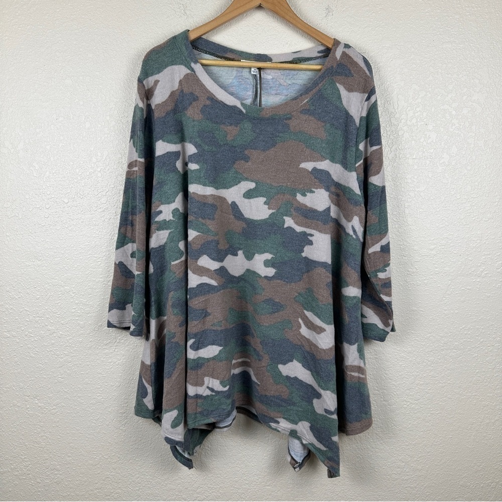 Green‎ Envelope Camo Pullover Top Size 3X Women